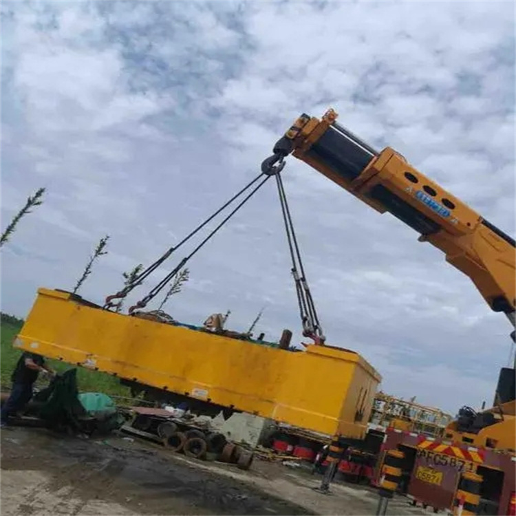 道县随车吊吊集装箱怎么吊